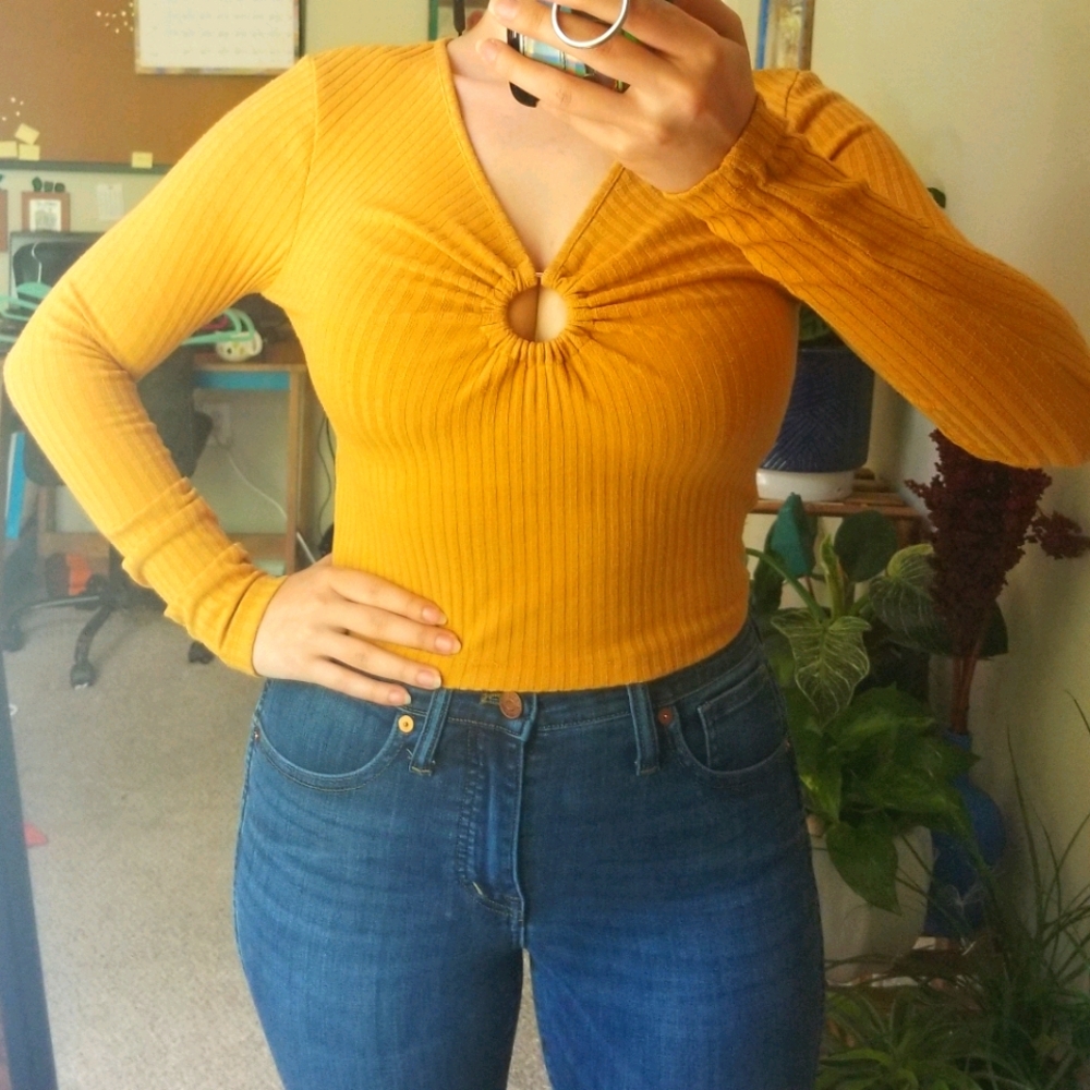 Mustar yellow crop top.